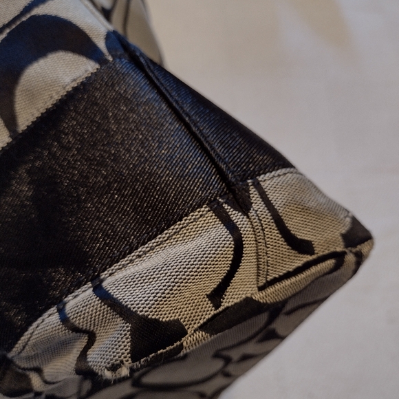 Vintage Coach handbag - Picture 6 of 6